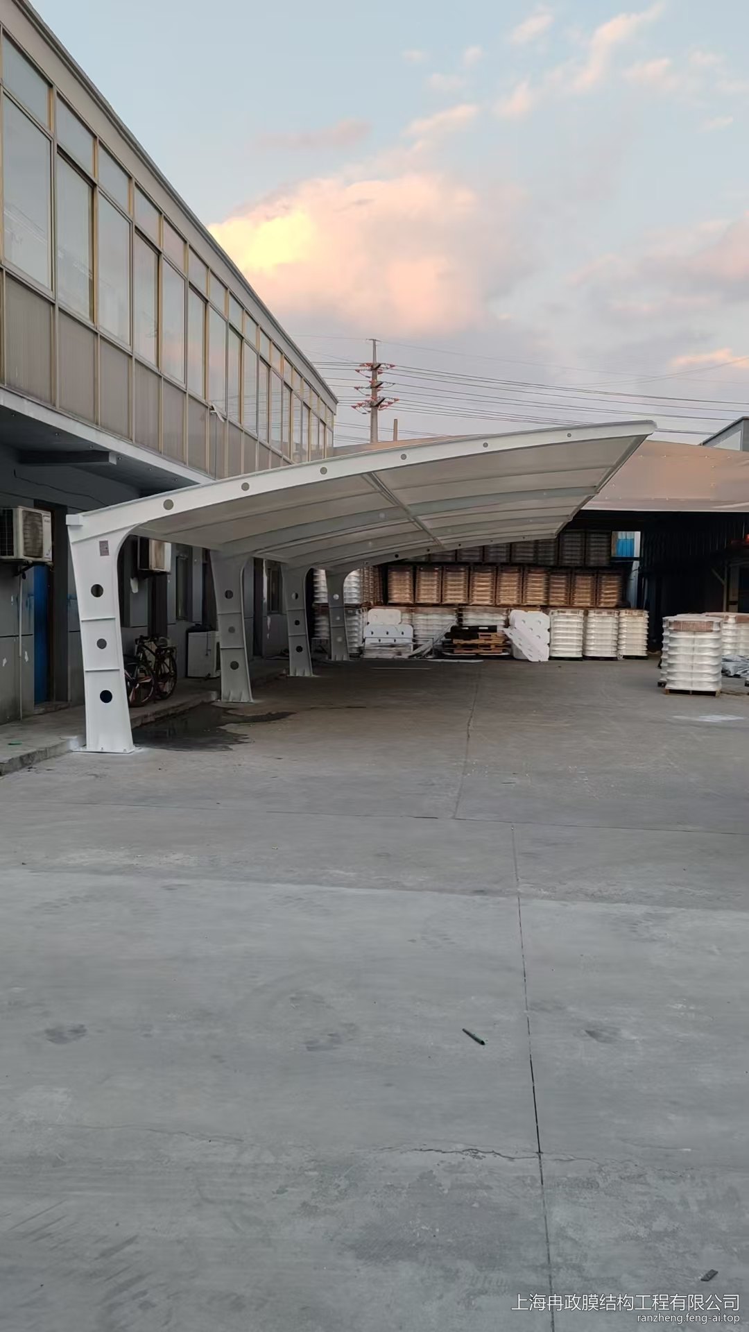苏州太仓仓库顶部电动推拉棚